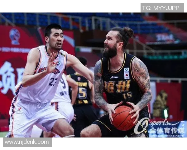 上海篮球队在锦标赛中的战术分析与表现评估全面解读 上海篮球队在锦标赛中的战术分析与表现评估全面解读